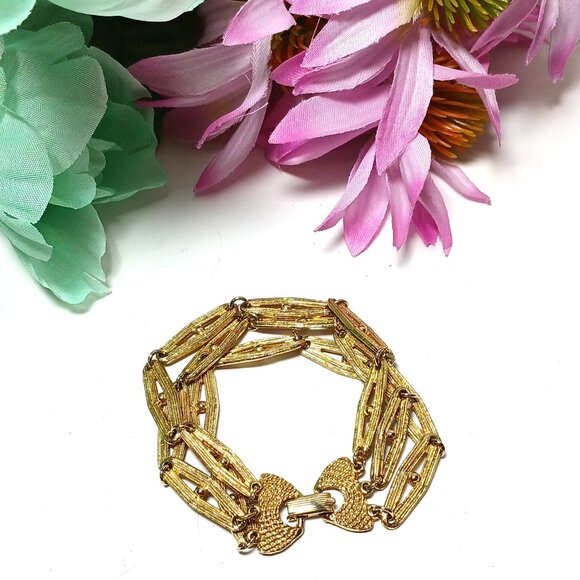 Vintage Gold Multi-strand Oriental Bracelet, Classy Chain Bracelet for Women - Picture 5 of 11